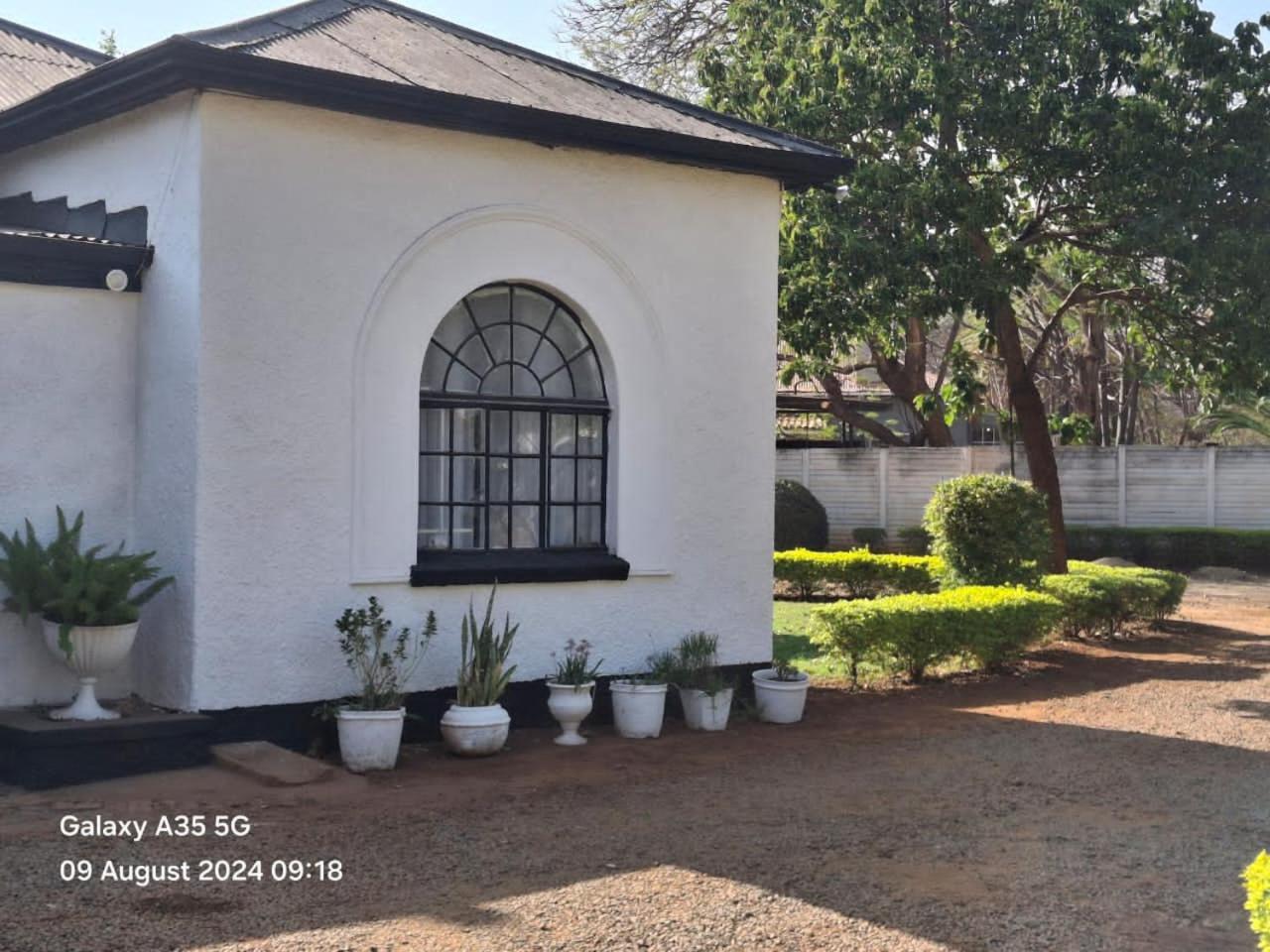 Choice Backpackers Lodge Bulawayo Exterior foto